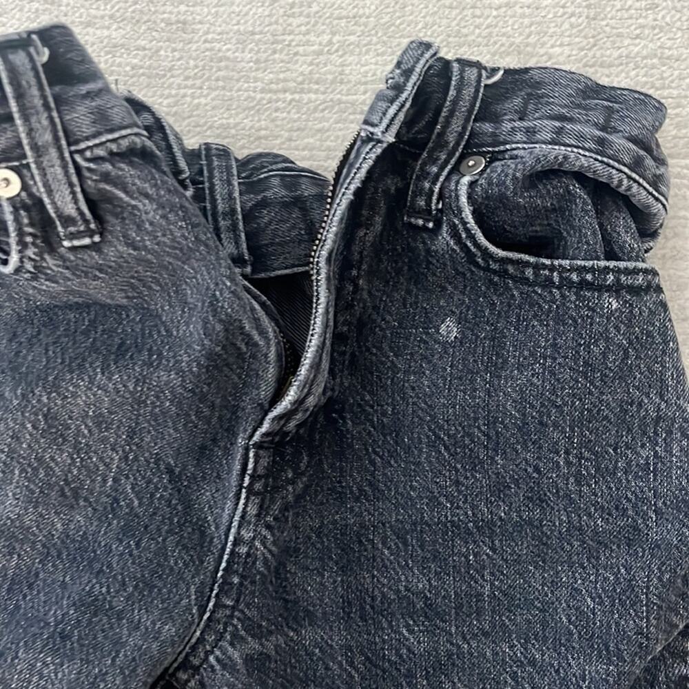 The Perfect Vintage Jean in Roxstone Wash: Knee-Rip Edition - Picture 8 of 10